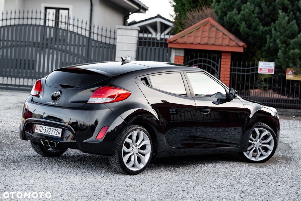 Hyundai Veloster 1.6 Premium - 10