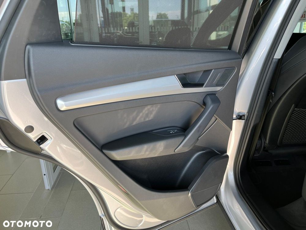 Audi Q5 Sportback - 13