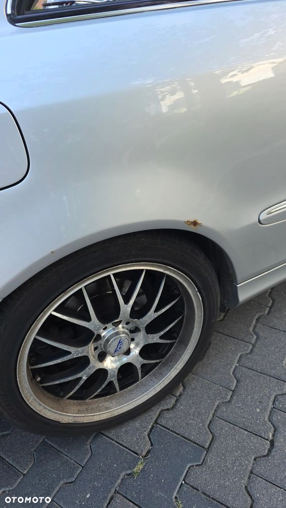 Mercedes-Benz CLK - 21