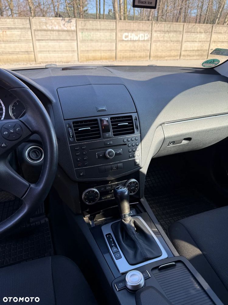 Mercedes-Benz Klasa C 180 Kompressor Automatik Avantgarde - 16