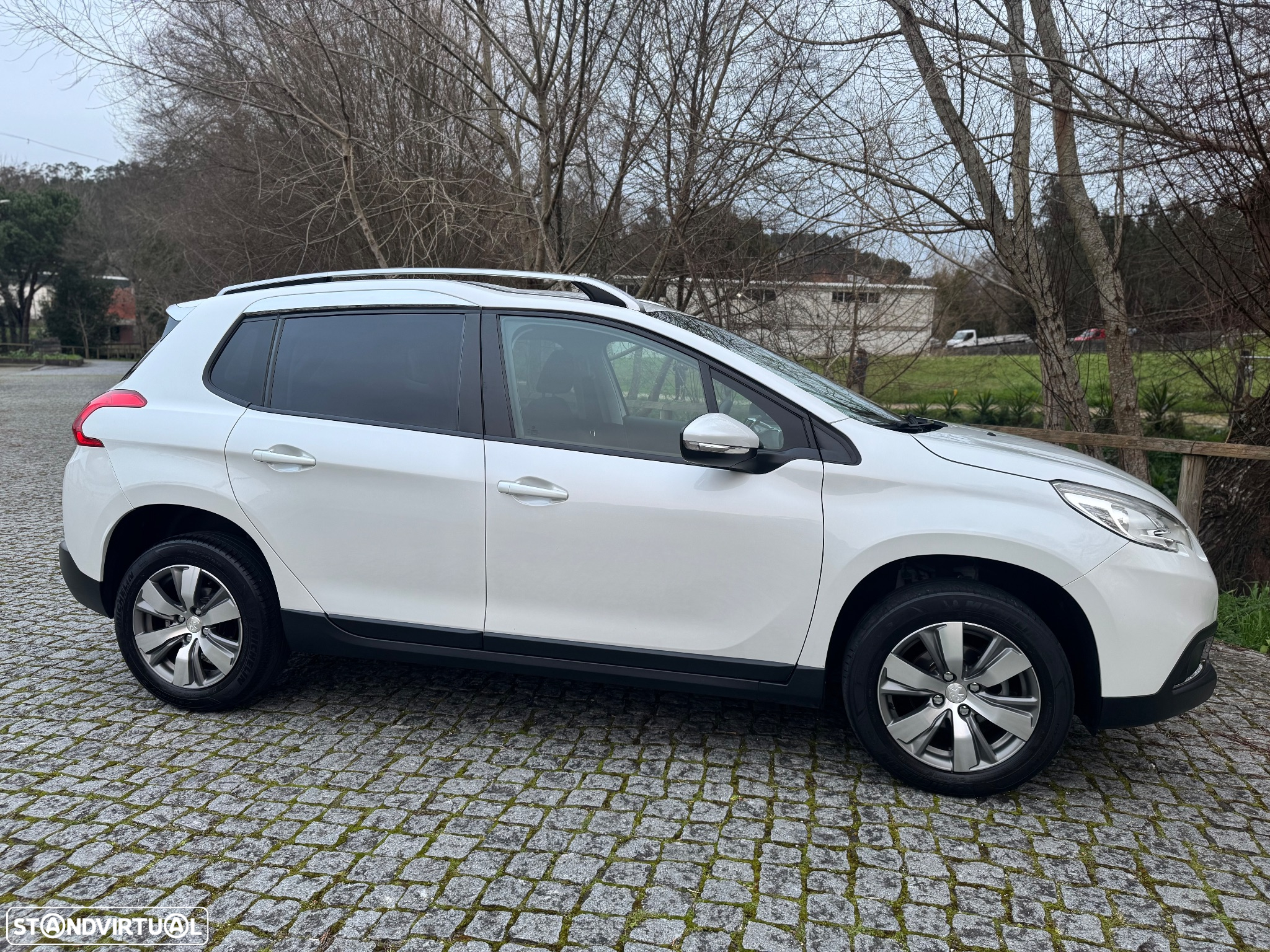 Peugeot 2008 1.2 VTi Active - 6