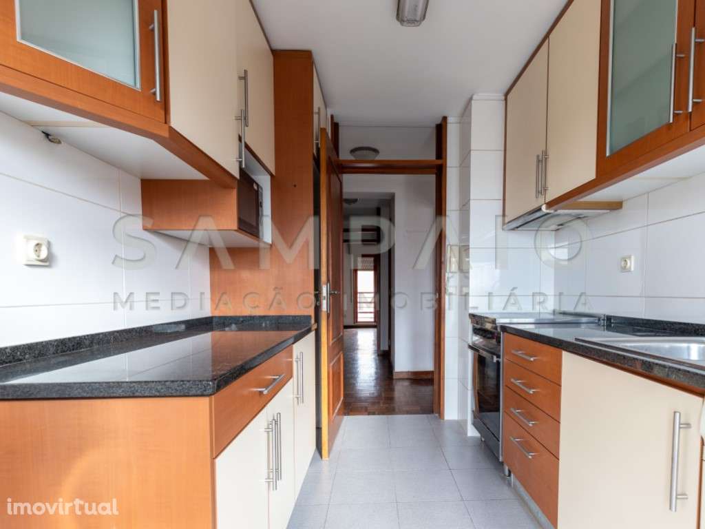 Apartamento T3 - Metro Estádio do Mar/Senhora da Hora! - Grande imagem: 2/25