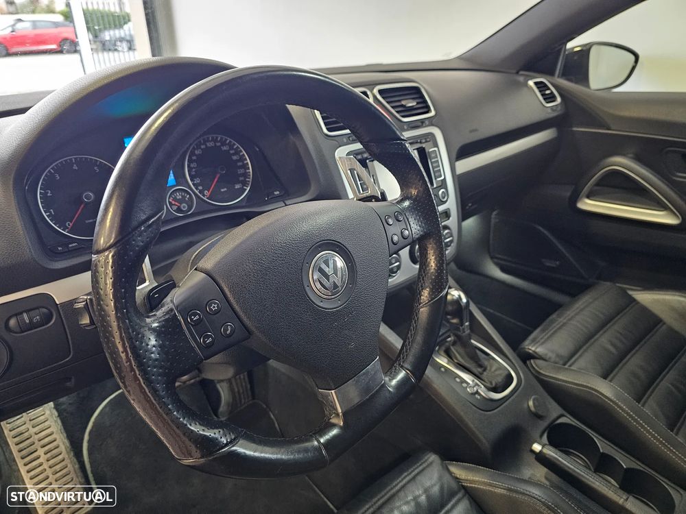 VW Scirocco 2.0 TFSi Sport DSG - 12