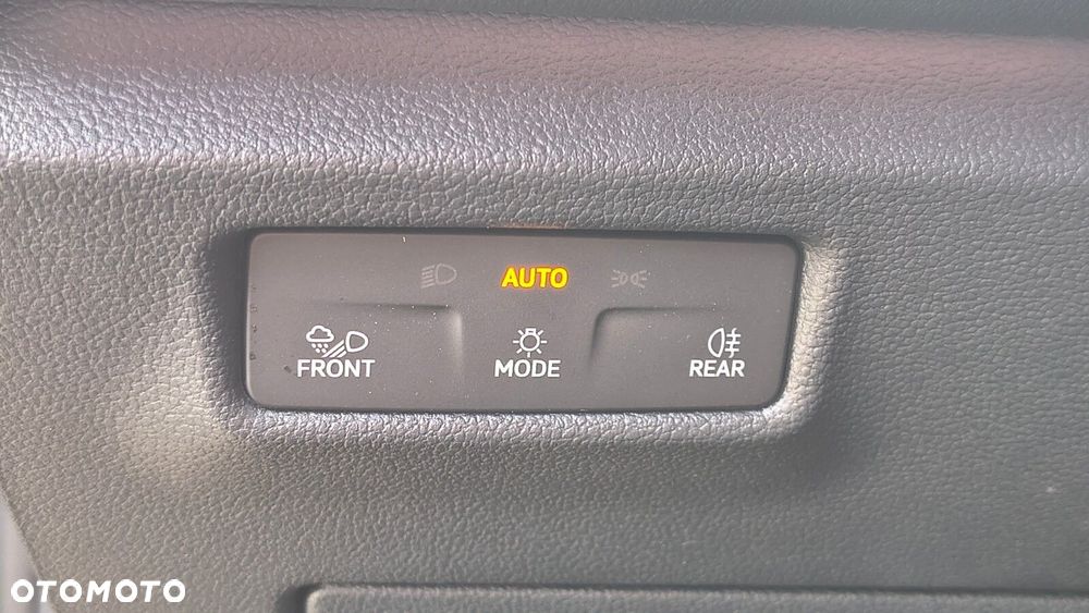 Volkswagen Tiguan - 14