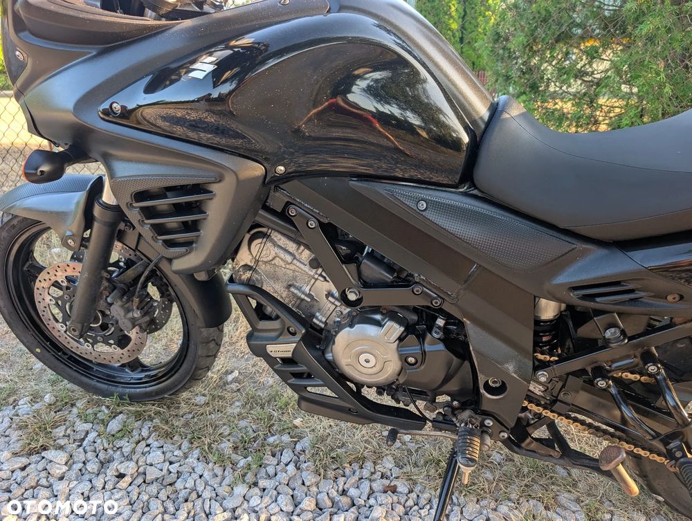 Suzuki V-STROM - 13