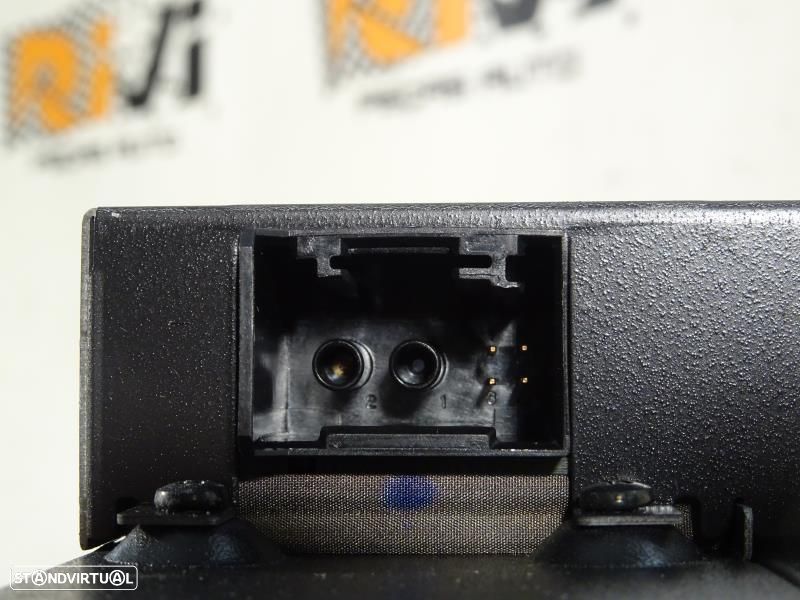 Caixa De Cds Bmw 1 (E87)  65129133083 / 9133083 / 9 133 083 - 6