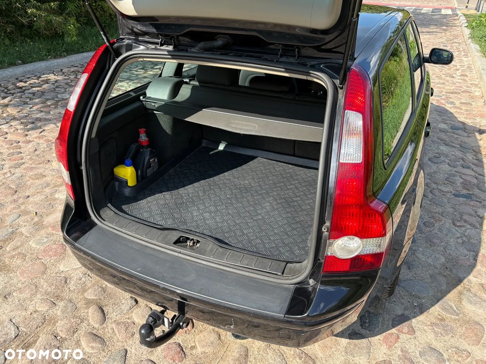 Volvo V50 2.0 Momentum - 9