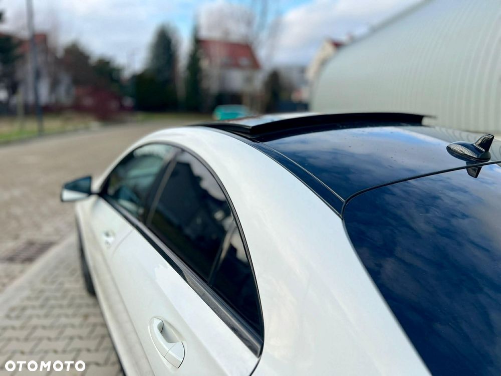 Mercedes-Benz CLA AMG 45 4-Matic - 12