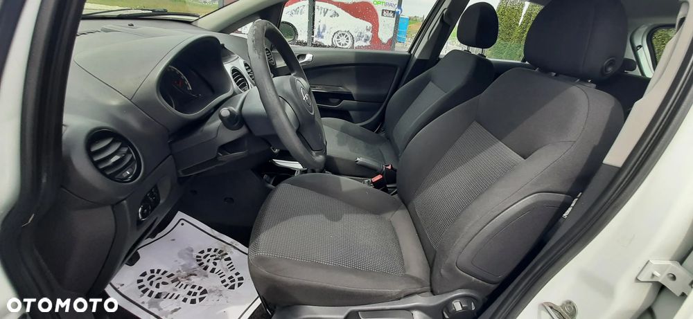 Opel Corsa - 28