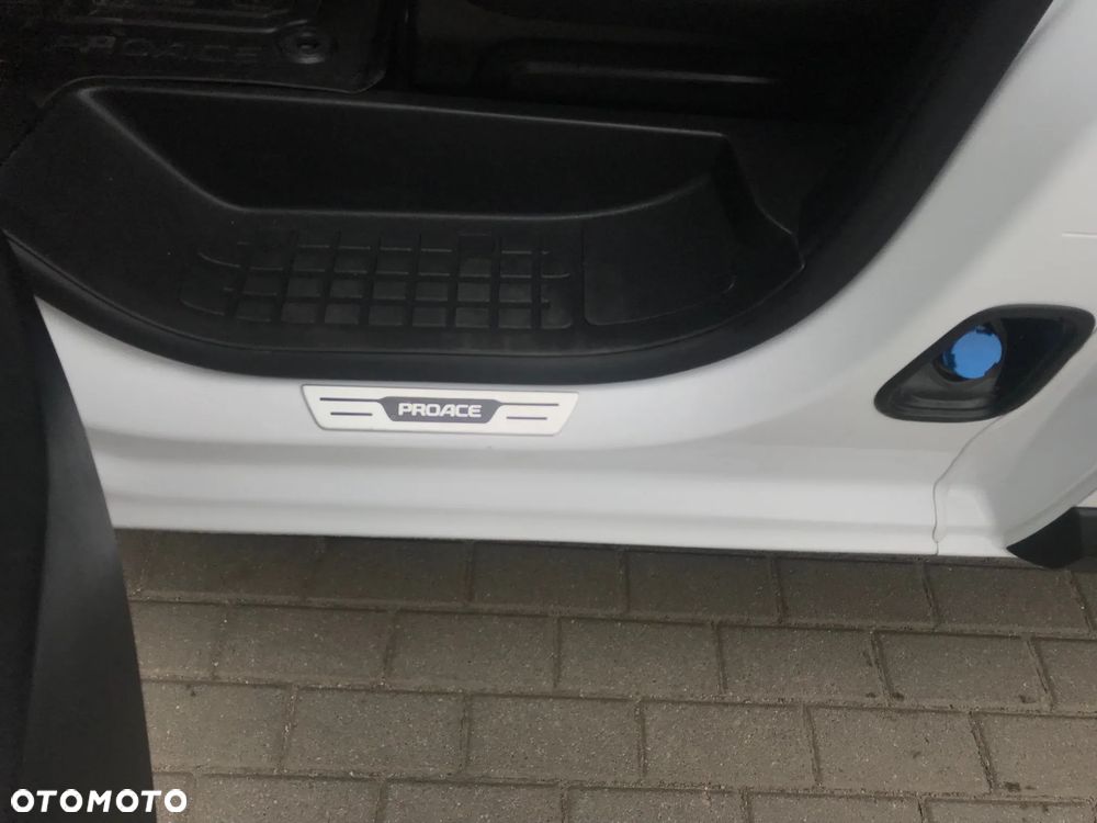 Toyota Proace - 22
