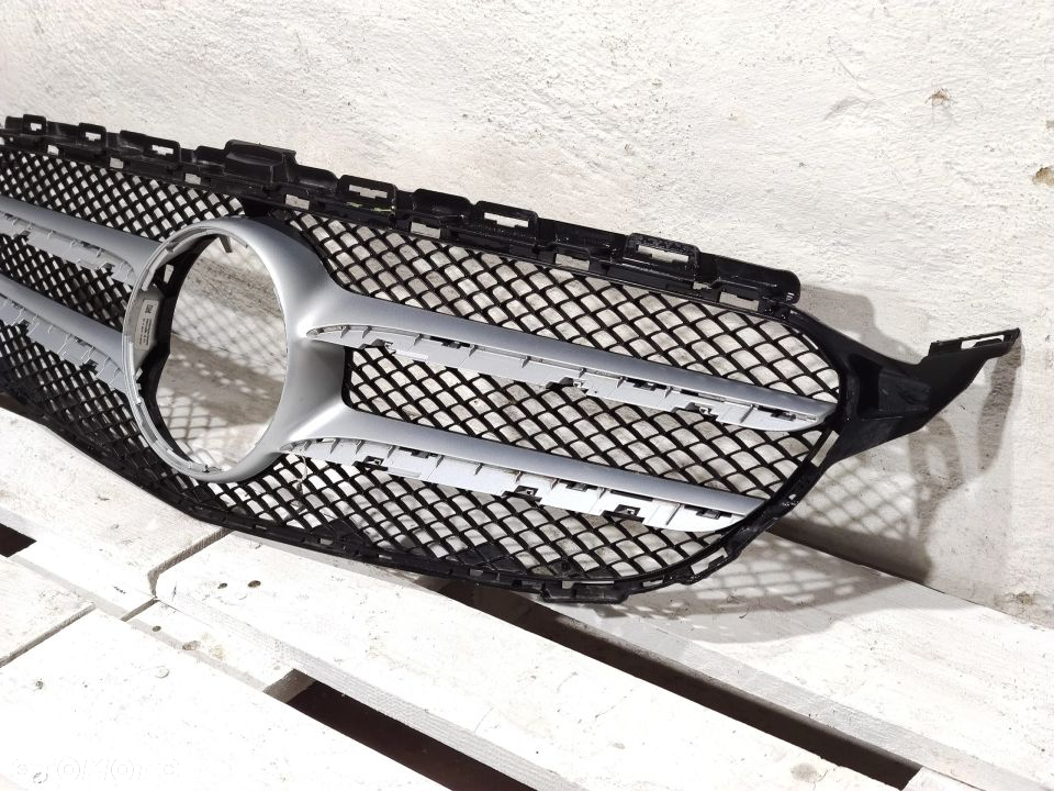 ATRAPA GRILL MERCEDES C KLASA W205 - 2