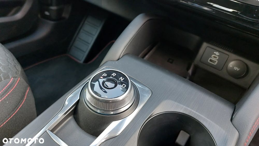 Ford Kuga 1.5 EcoBoost FWD ST-Line - 32