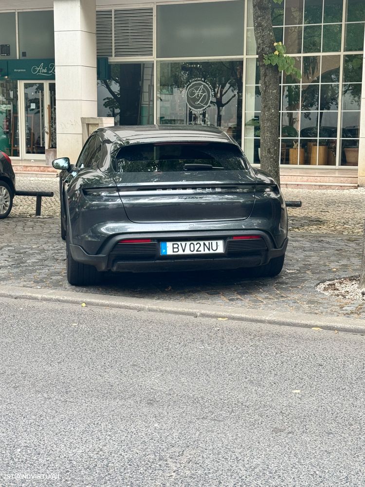 Porsche Taycan Cross Turismo 4 - 4