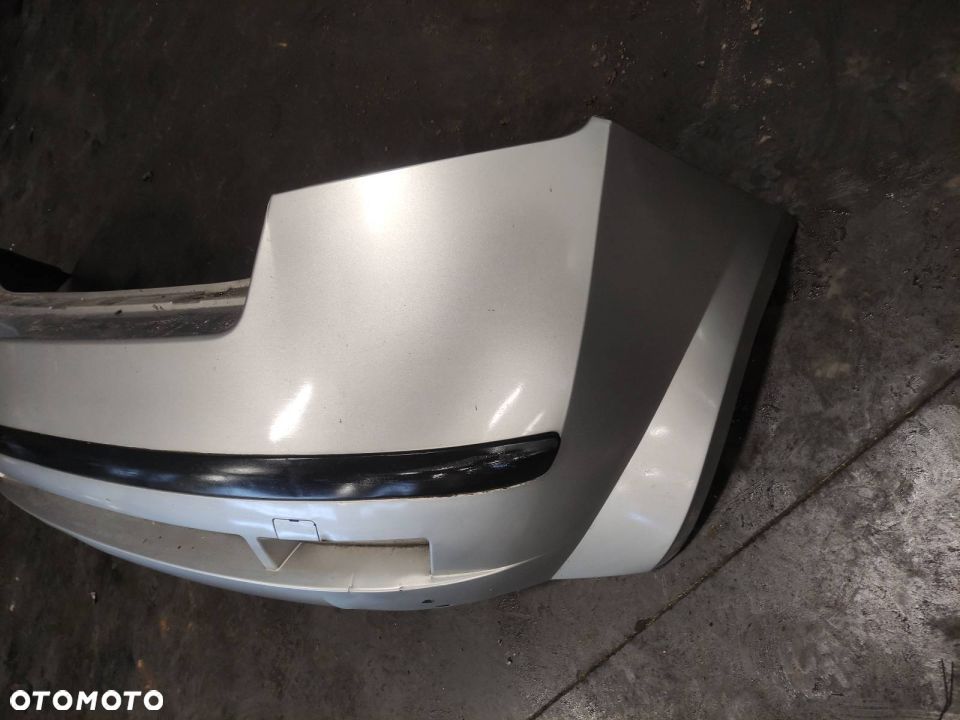 KOMPLETNY TYŁ KLAPA ZDERZAK LAMPY STILO I 3D 647 - 3