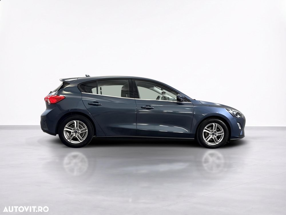Ford Focus - 7