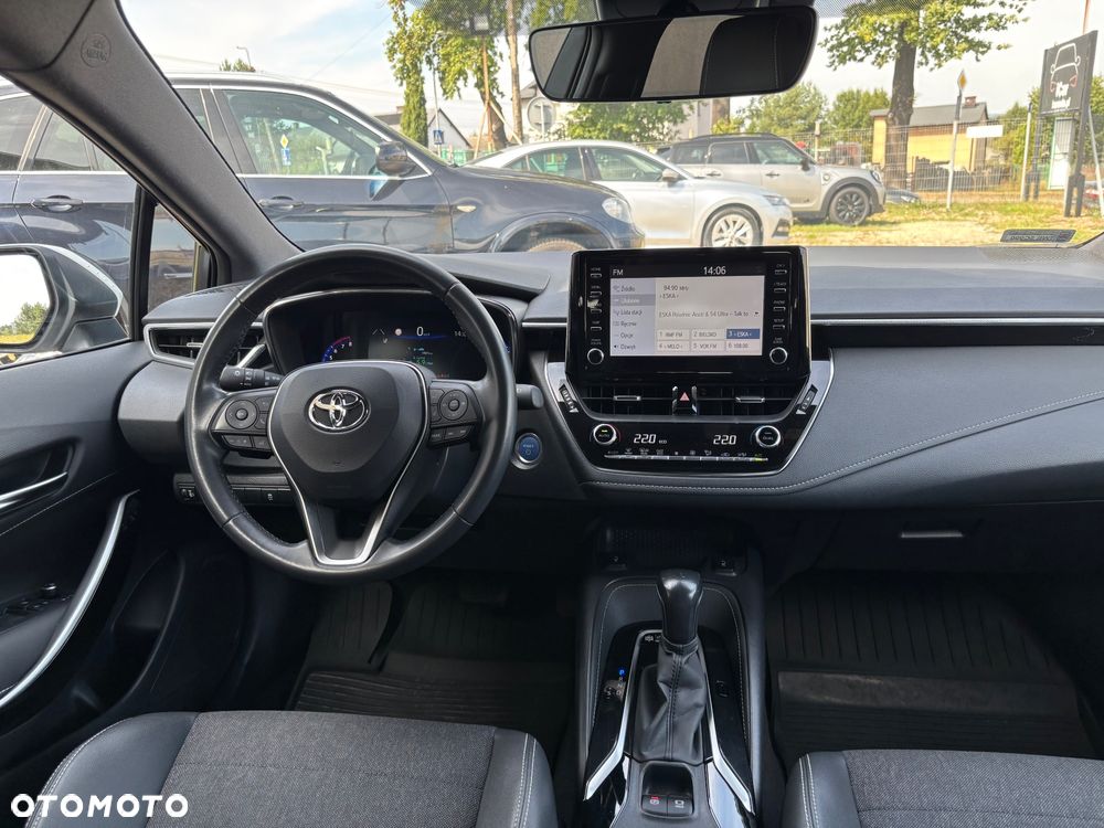 Toyota Corolla 2.0 Hybrid Comfort - 29