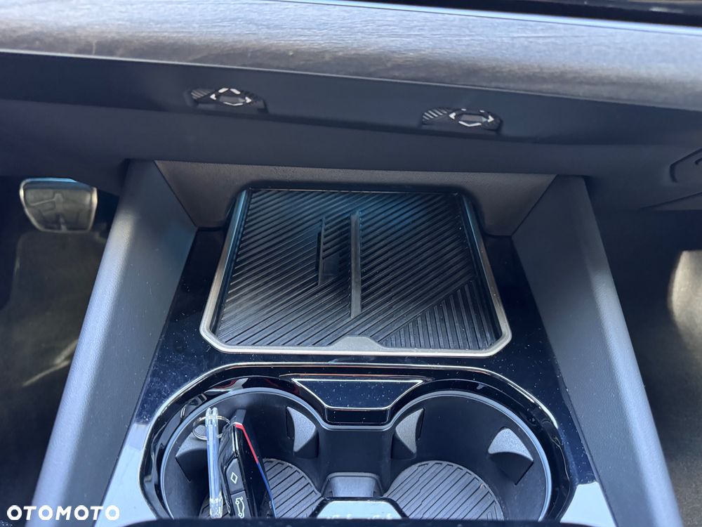 BMW Seria 5 520d xDrive mHEV M Sport - 35