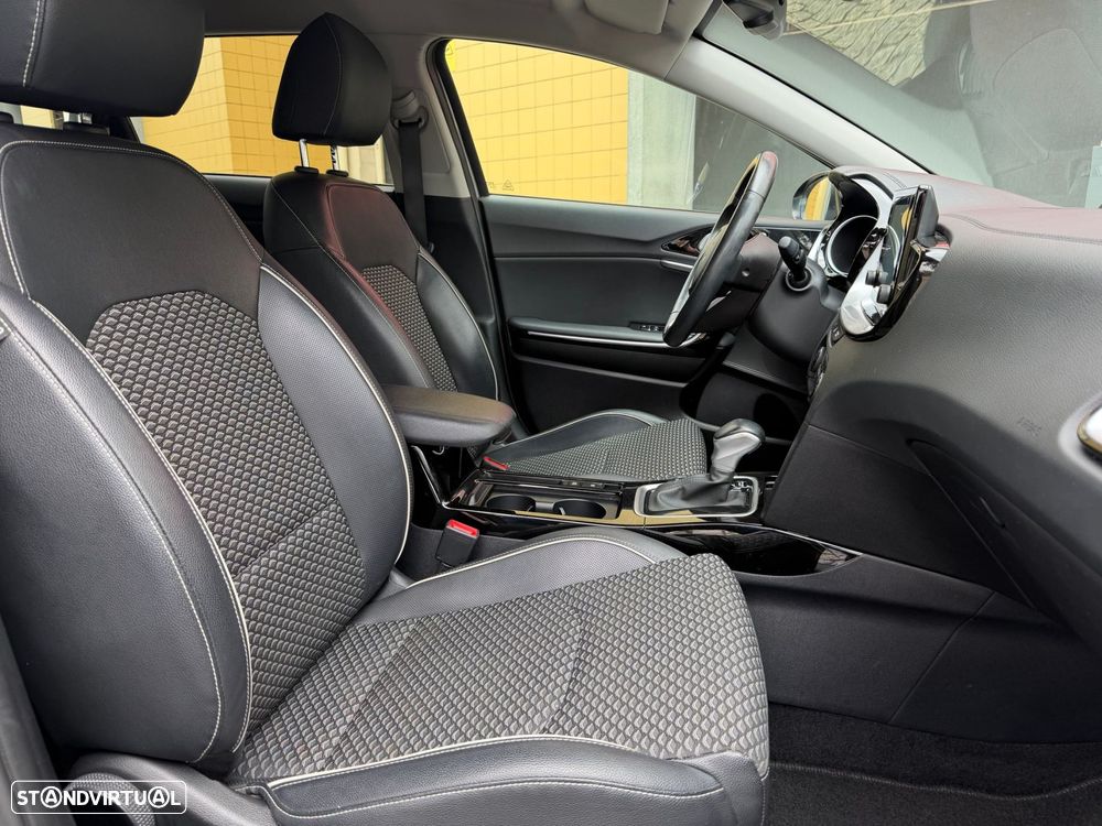Kia Ceed SW 1.6 GDi PHEV Drive 6DCT - 17