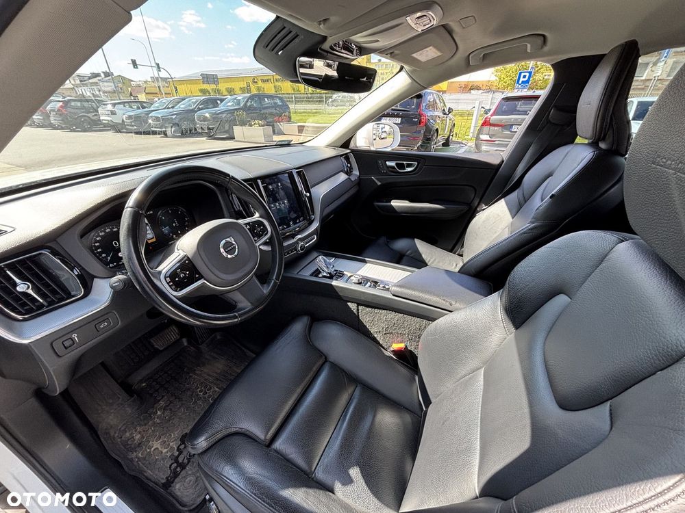 Volvo XC 60 - 21