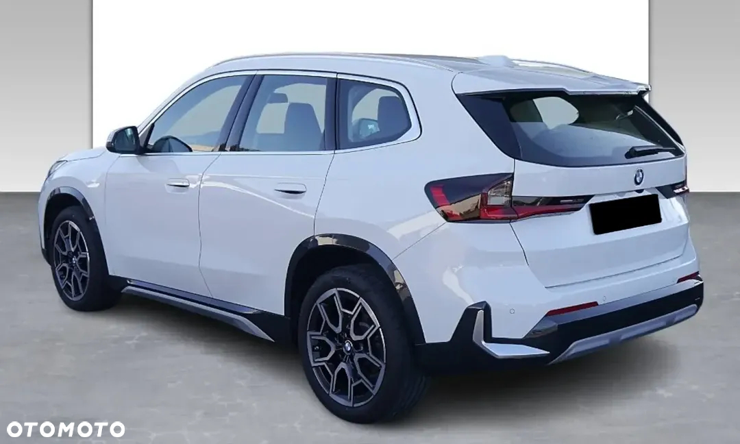 BMW X1 sDrive18i - 3