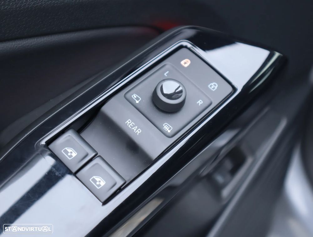 VW ID.4 4Motion GTX - 32