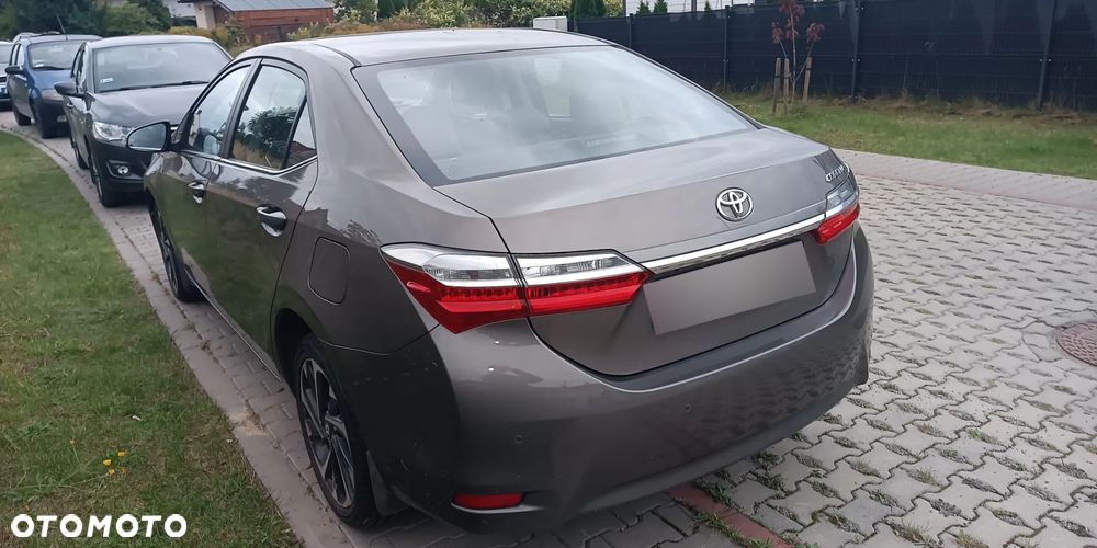 Toyota Corolla 1.6 Prestige - 5
