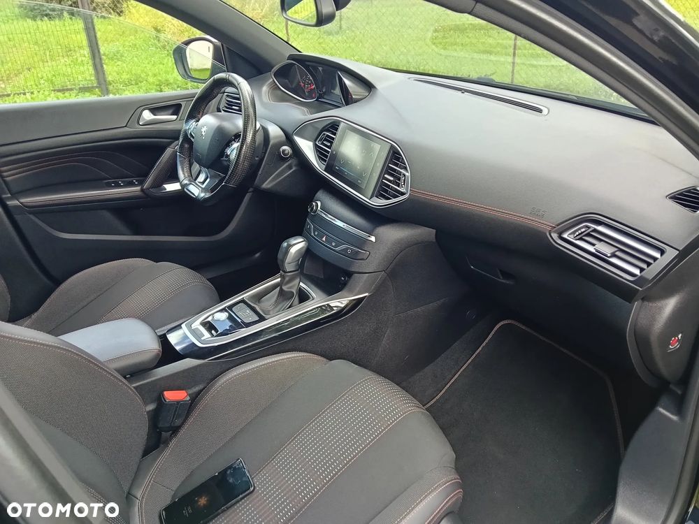 Peugeot 308 PureTech 130 GPF EAT8 Black Edition - 8