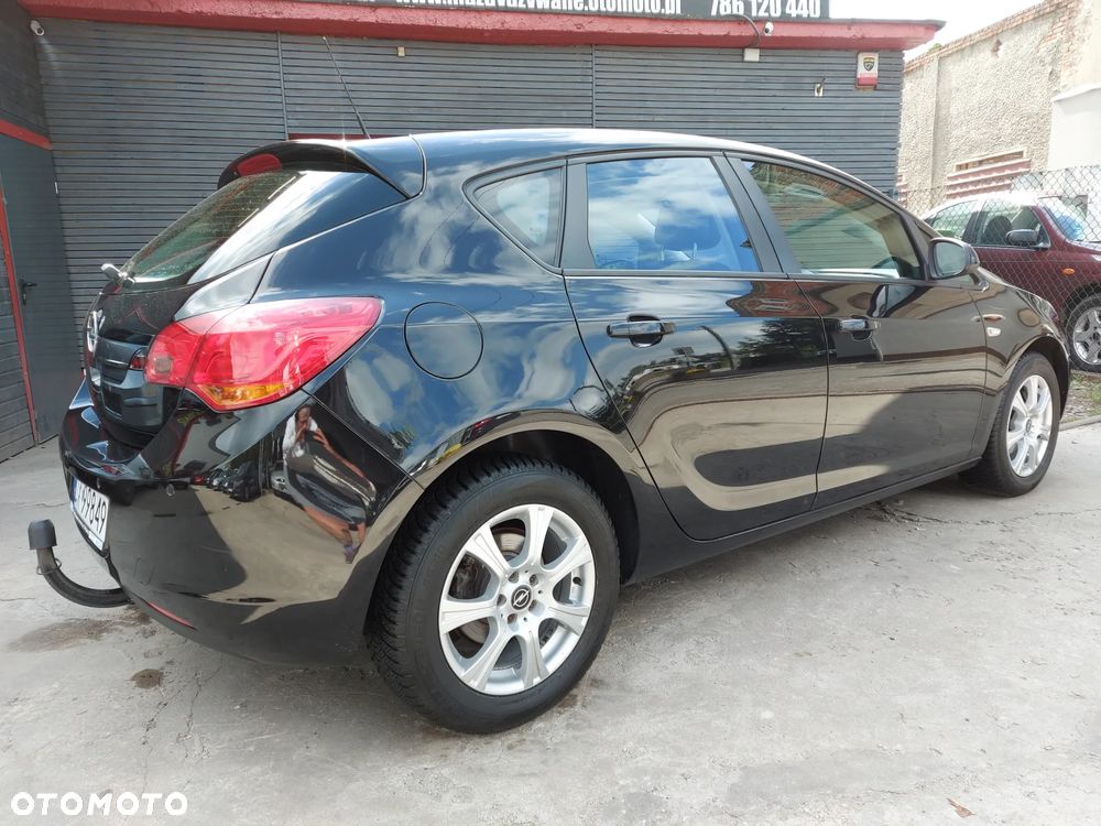 Opel Astra 1.6 Edition Sport - 12