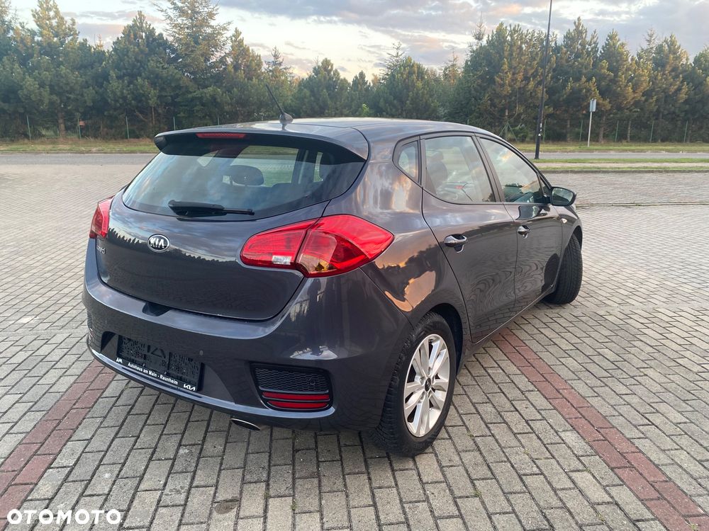 Kia Ceed 1.4 CVVT Attract - 8