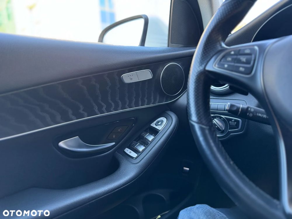 Mercedes-Benz GLC - 17