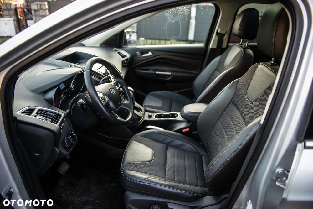 Ford Kuga 2.0 TDCi 4x4 Titanium - 19