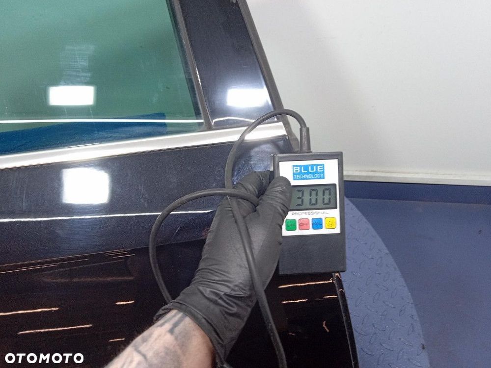 VW PASSAT B7 VARIANT KOMBI DRZWI TYŁ PRAWE LC9X - 12