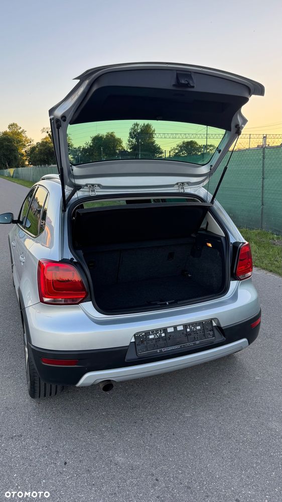 Volkswagen Polo Cross - 18