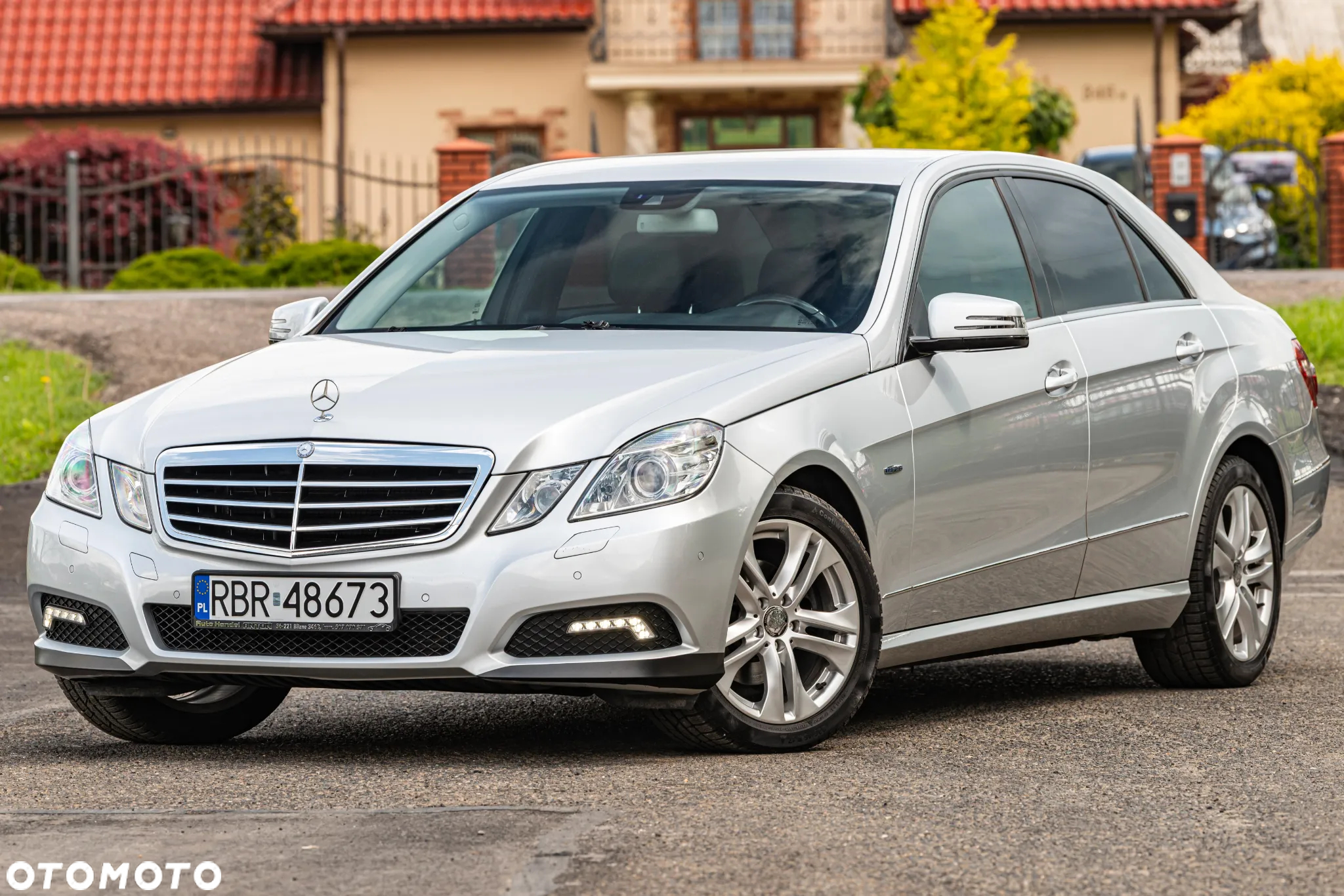Mercedes-Benz Klasa E 200 T BlueTEC 7G-TRONIC Avantgarde - 4