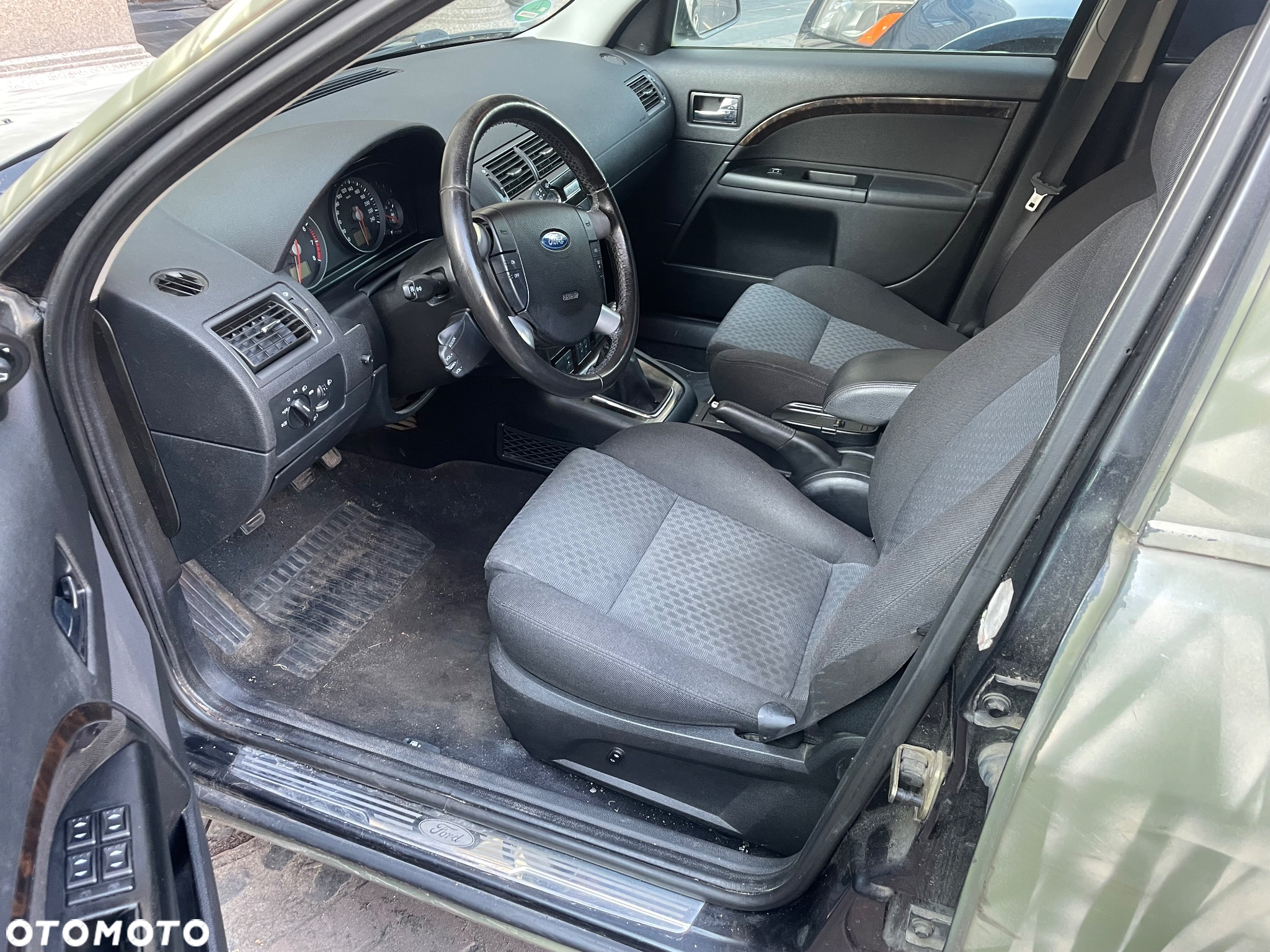Ford Mondeo - 6