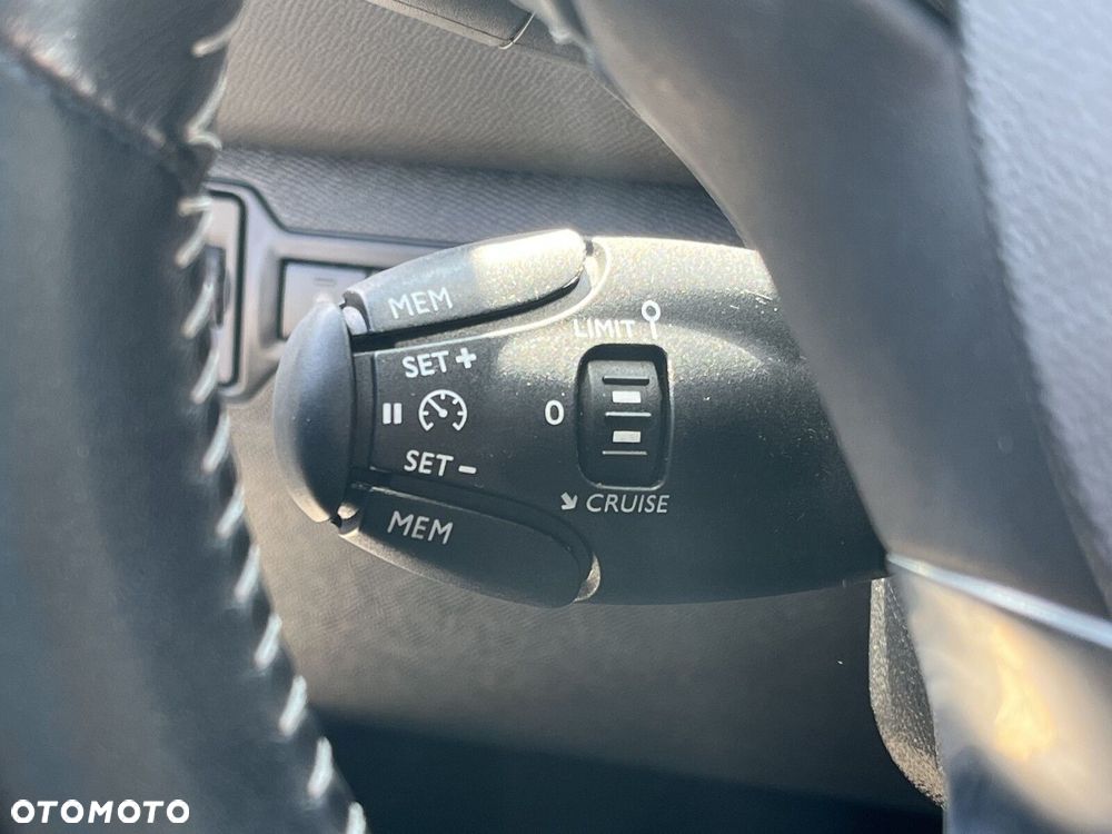 Peugeot 308 1.2 PureTech Style S&S - 25