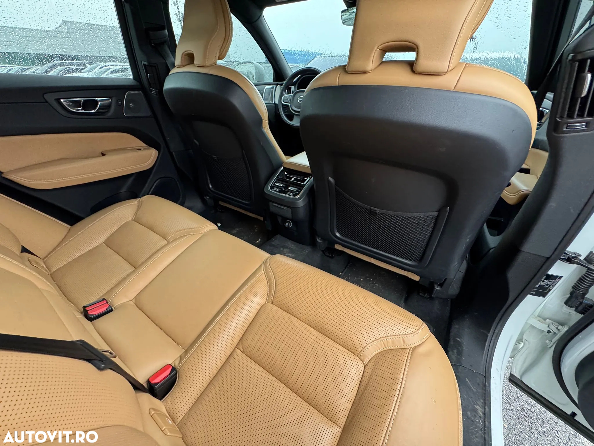Volvo XC 60 D5 AWD Inscription - 8