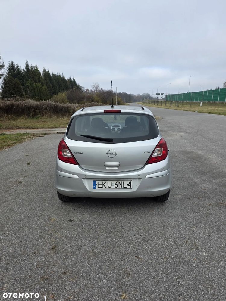 Opel Corsa 1.3 CDTI Essentia - 6