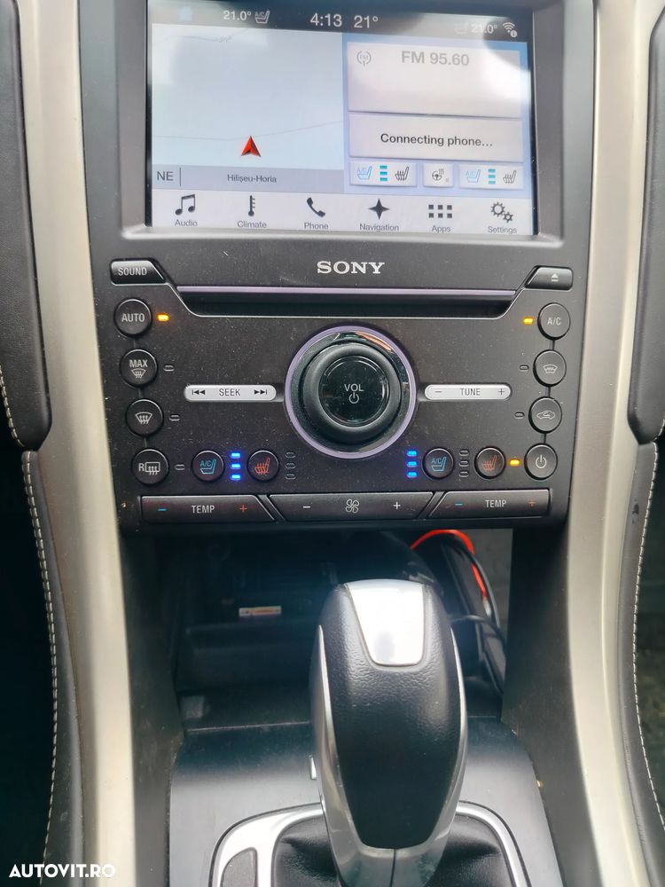 Ford Mondeo 2.0 EcoBoost Start-Stopp Autom. Vignale - 9