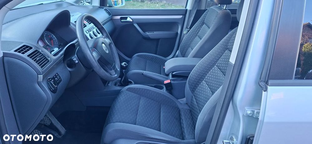 Volkswagen Touran 1.9 TDI - 6