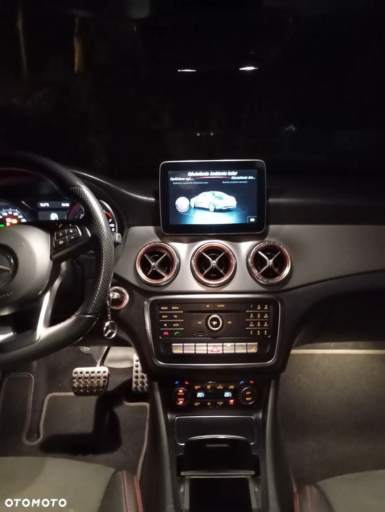 Mercedes-Benz GLA 200 (CDI) d 7G-DCT - 7