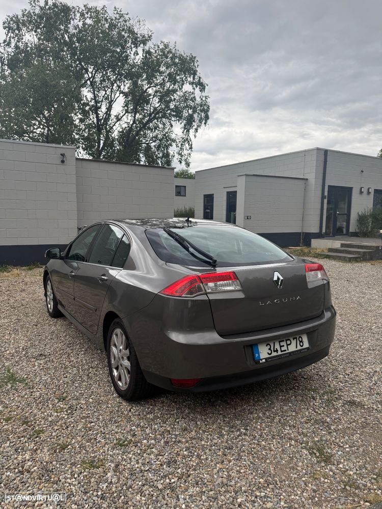 Renault Laguna 2.0 dCi Confort - 6