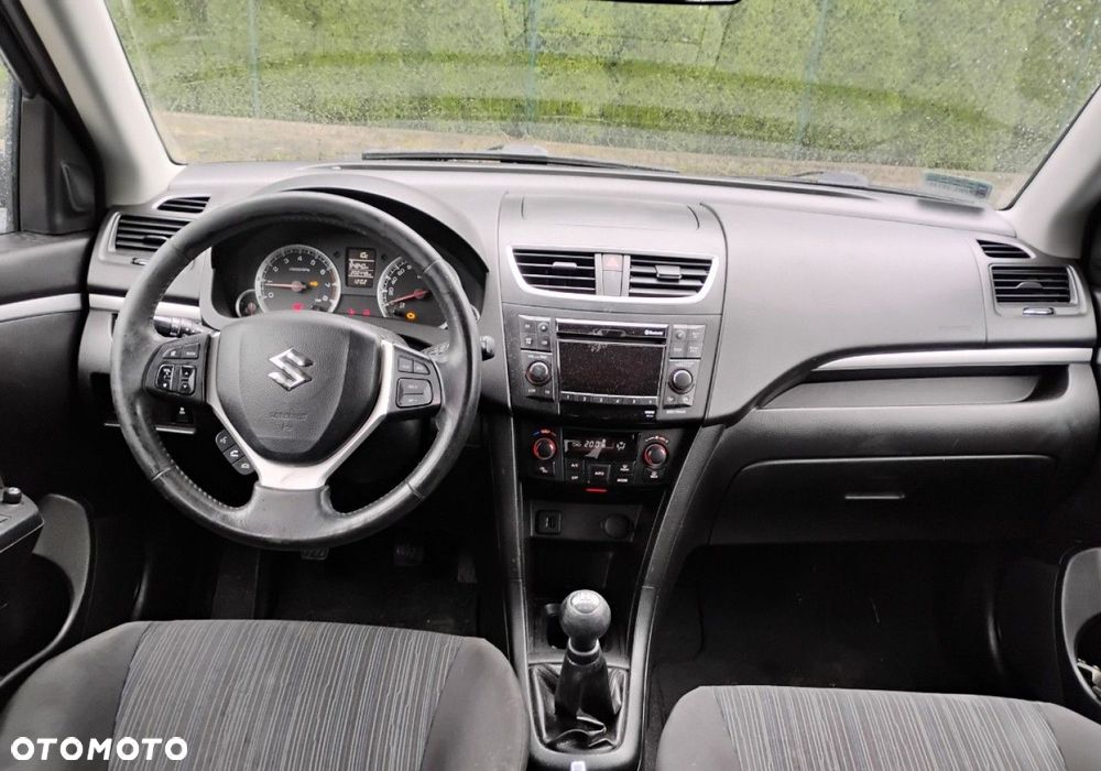 Suzuki Swift - 7