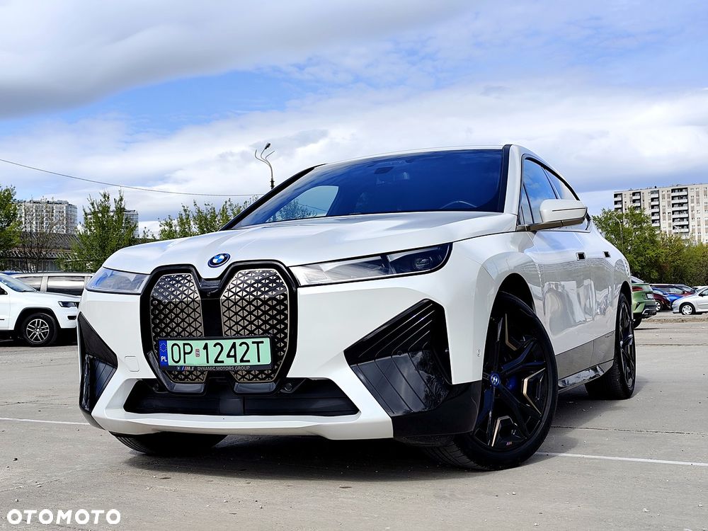 BMW iX xDrive40 76.6kWh Signature - 3