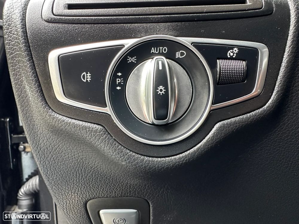 Mercedes-Benz GLC 220 d 4Matic 9G-TRONIC AMG Line - 38