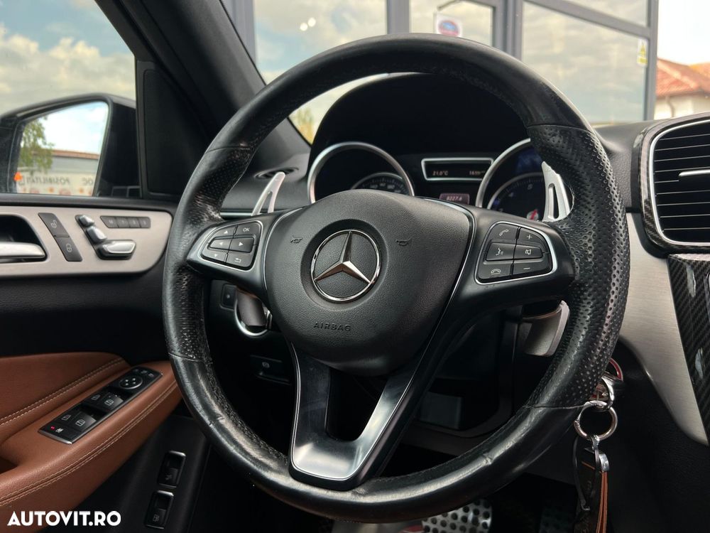 Mercedes-Benz GLE - 11