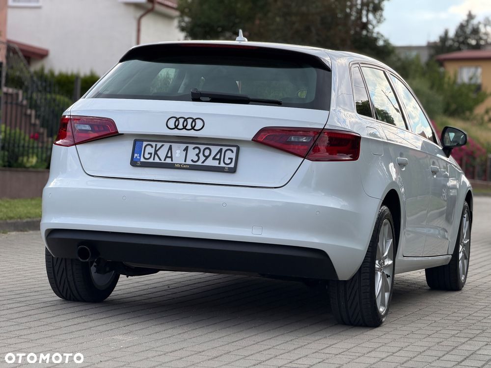 Audi A3 Sportback 1.2 TFSI Attraction - 5