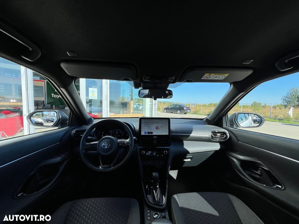 Toyota Yaris Cross 1.5 VVT-i HSD 4x4 Dynamic - 5