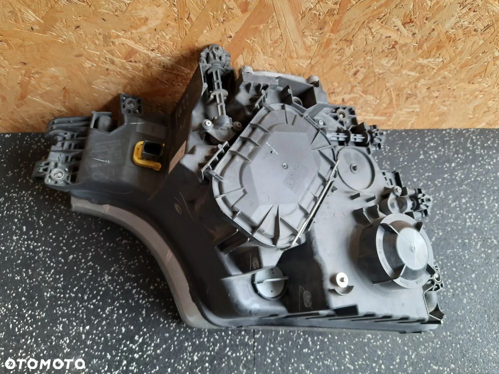 # MERCEDES ACTROS MP4 EURO 6 LAMPA REFLEKTOR LEWA PRZEDNIA XENON 9608200639 - 2