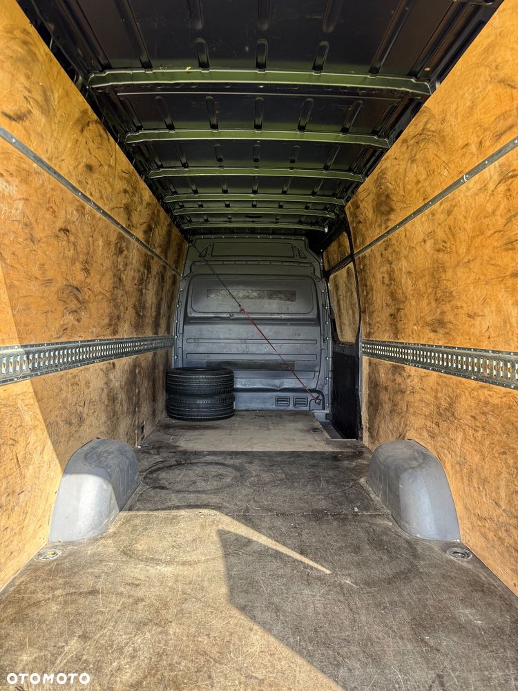 Mercedes-Benz Sprinter - 20